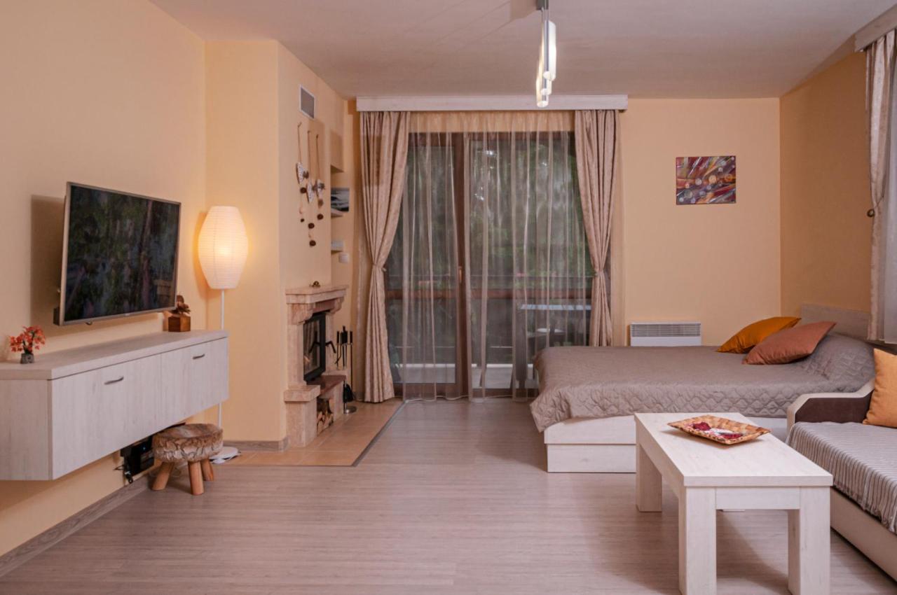 Studio 6,Smolyan Lakes Buitenkant foto
